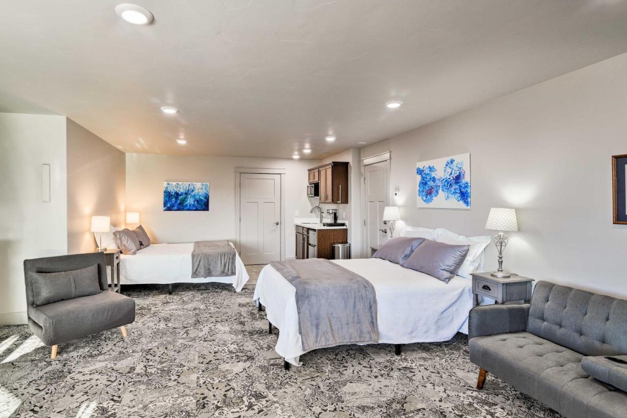 Anchorage Getaway With Mtn Views Less Than 5 Mi To Zoo! Exteriör bild